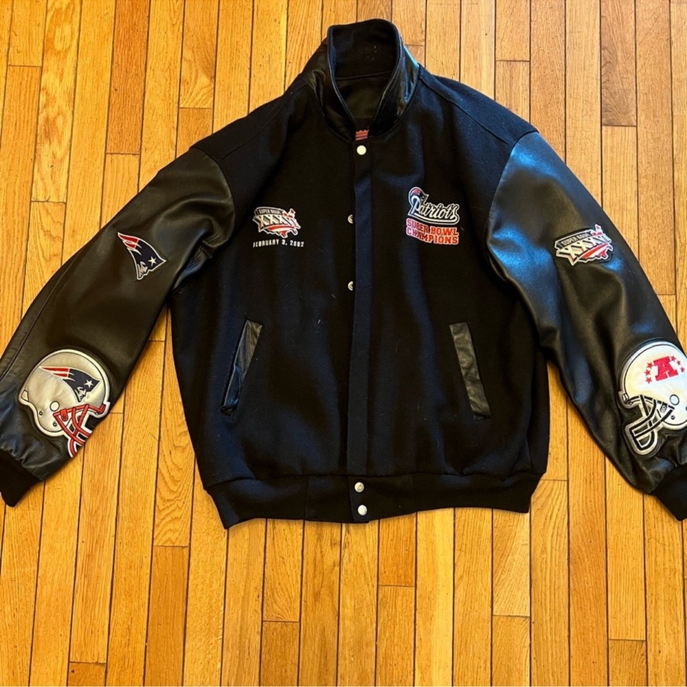 Reebok Black and Gray Bomber Jacket with Skull Embroidery